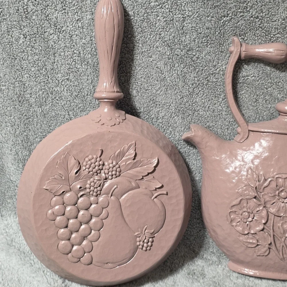 Vintage Kitchen Wall Plaque Set Of 3 Skillet Teapot Coffee Pot